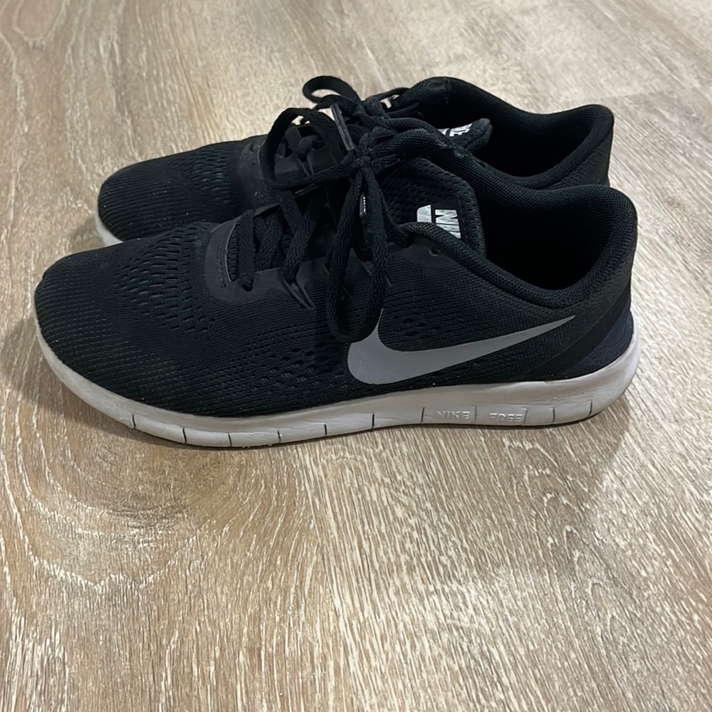 Nike free run black
